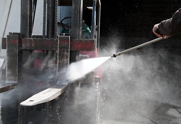 Best Machinery and Equipment Cleaning  in Newaygo, MI